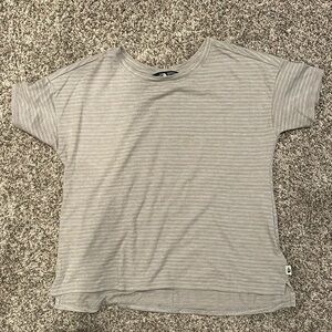 Women’s North Face Shirt.  Size Small